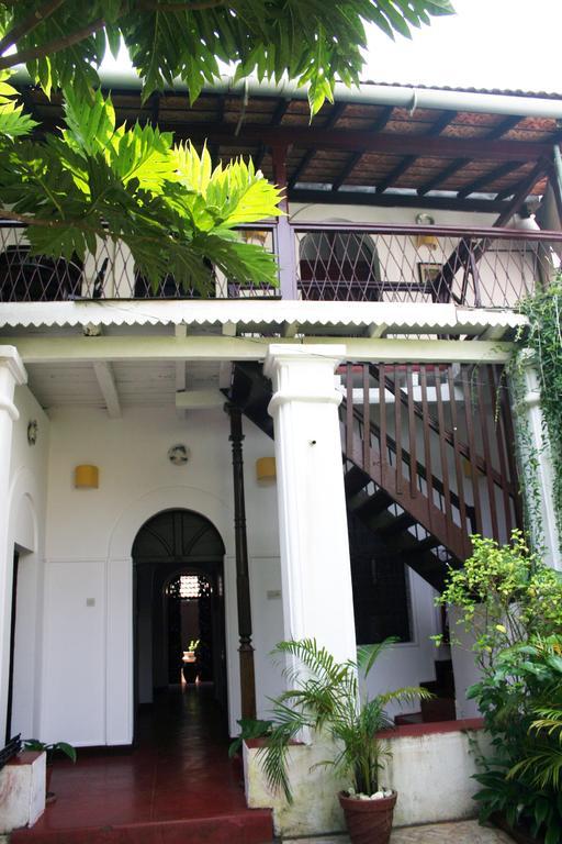 Welcomheritage Panjim Pousada Панаджи Екстериор снимка